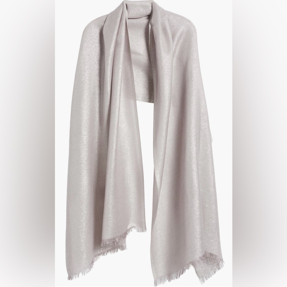 NWT Nordstrom Metallic Lightweight Wrap, Silver